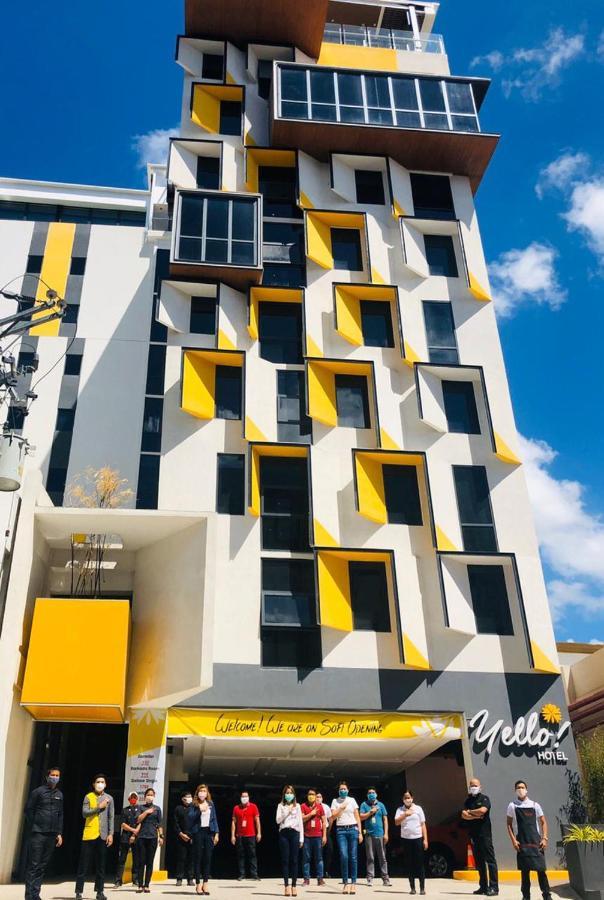 Yello Hotel Cebu Powered By Cocotel المظهر الخارجي الصورة